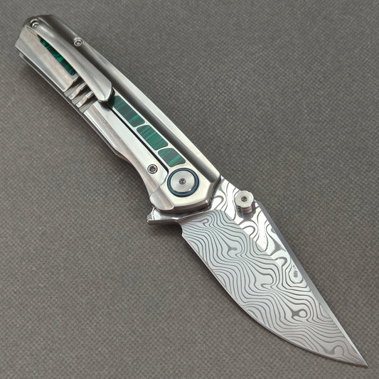 VORIXN Forest Mirage KB056 blade and malachite handle detail