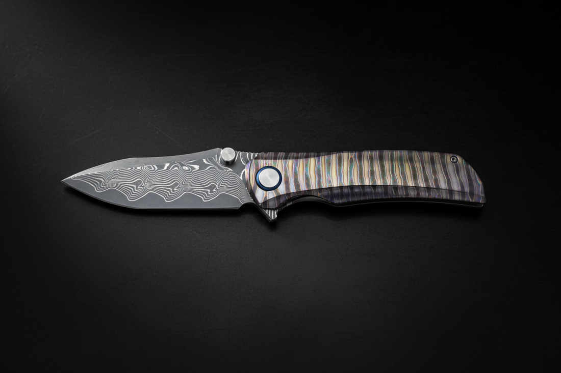 Damascus vs VG10 – Full Comparison (Performance, Durability & Value)