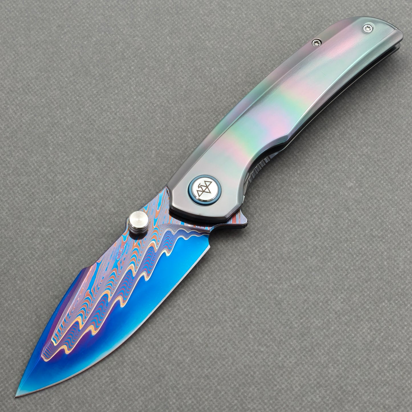 VORIXN "Temperwave" (3.7" Damascus Blade)  Zirconium Handle Flipper & Thumb Stud Folding Knife - KB126