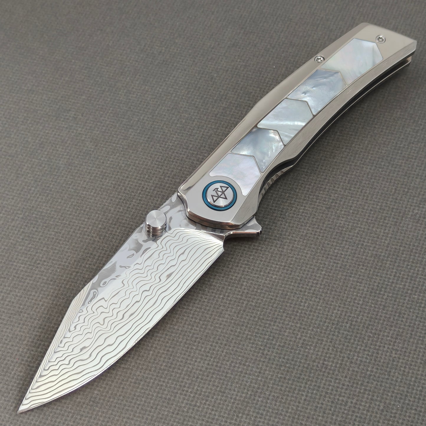 VORIXN "Ocean Mirage" Flipper & Thumb Stud Knife White Mother-of-Pearl Inlay Titanium Handle (3.7" Damascus Blade) KB109