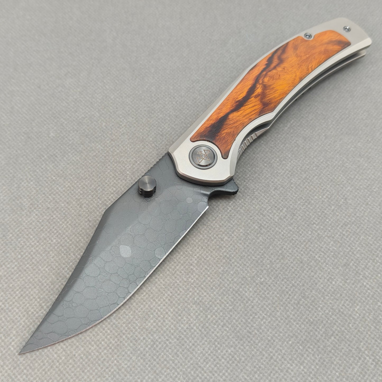 Vorixn "Ironwood Crest" Flipper & Thumb Stud Knife Titanium & Ironwood Handle (3.9" Damascus Blade) KB075