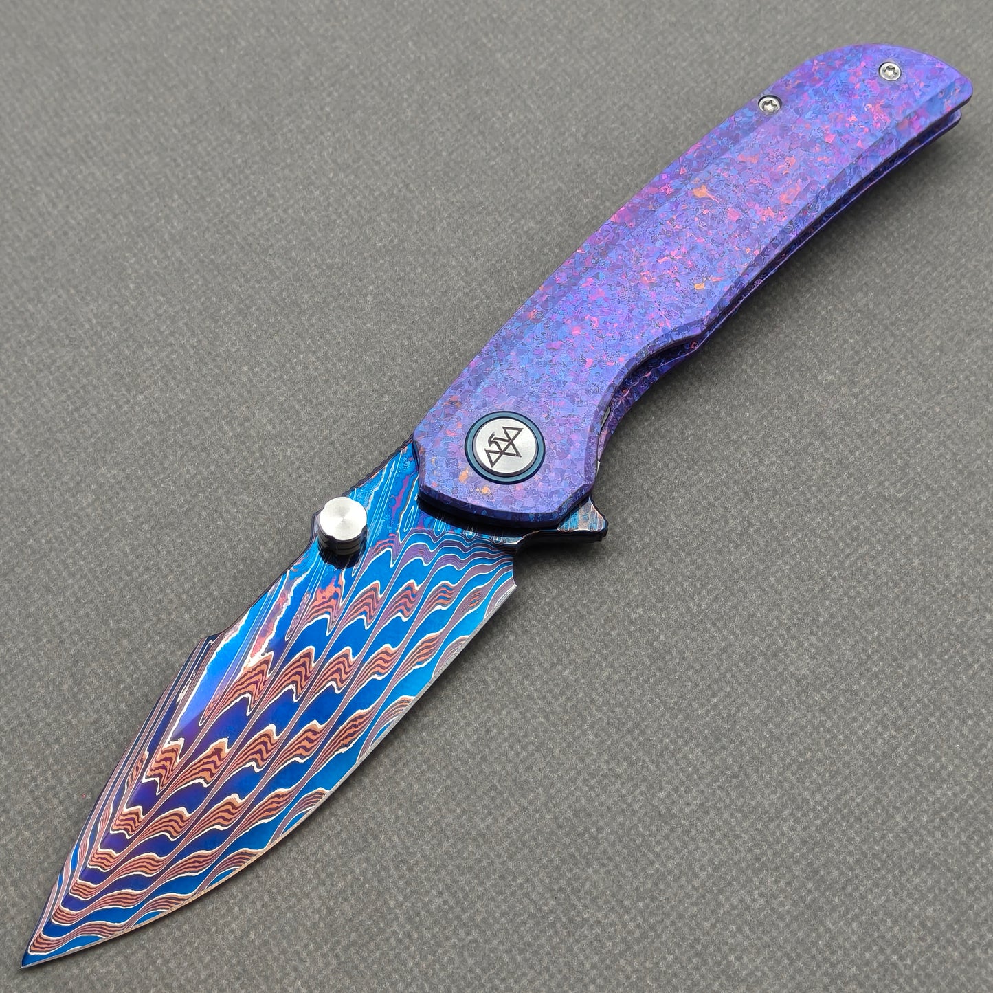 VORIXN "Rimeforge" (3.8" Damascus Blade)  Crystallized Titanium Handle Flipper & Thumb Stud Folding Knife - KB125
