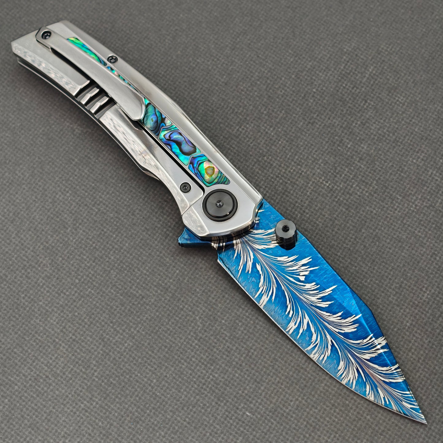 VORIXN "Ocean Aurora" Flipper & Thumb Stud Knife Deep-sea Abalone Shell Inlay Titanium Handle (3.8" Feather Damascus Blade) KB111