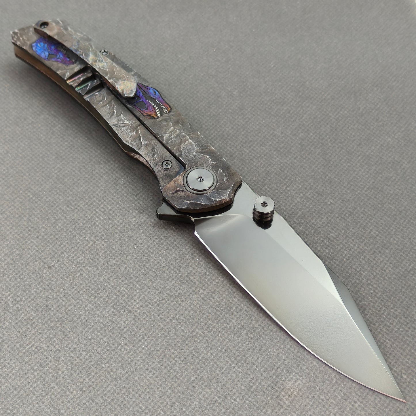 VORIXN "Rex" (3.8" M390 Blade) Hand-Engraved & Anodized Titanium Handle Flipper & Thumb Stud Folding Knife - KB118