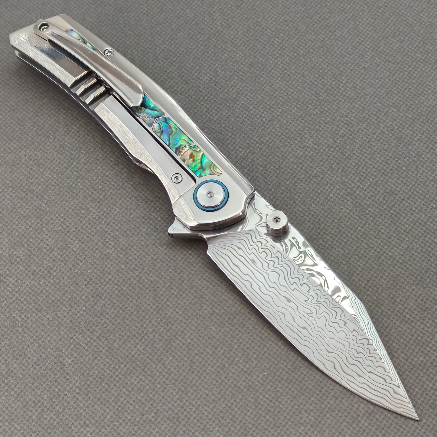 VORIXN "Ocean Mirage" Flipper & Thumb Stud Knife Deep-sea Abalone Shell Inlay Titanium Handle (3.7" Damascus Blade) KB108