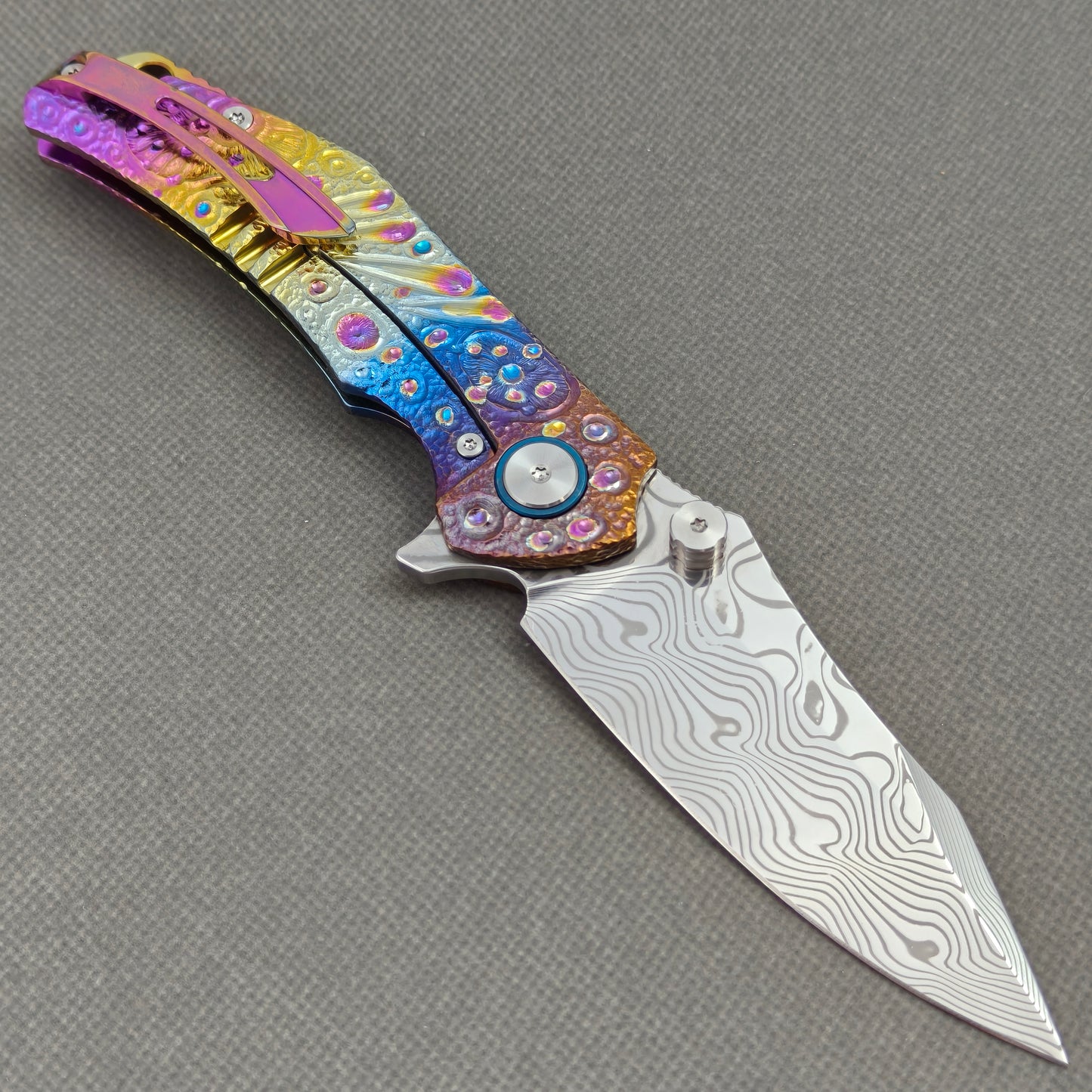 VORIXN "Prism" (3.5" Damascus Blade) Hand-Engraved & Anodized Titanium Handle Flipper & Thumb Stud Folding Knife - KB121