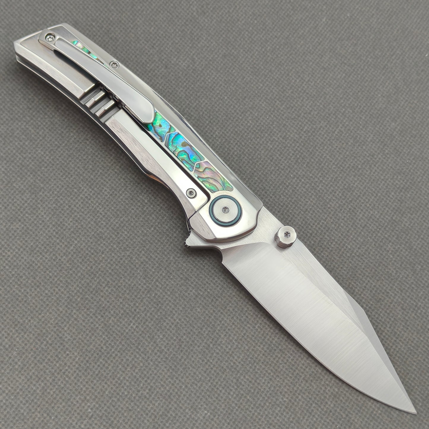 VORIXN "Ocean Mirage" Flipper & Thumb Stud Knife Deep-sea Abalone Shell Inlay Titanium Handle (3.7" M390 Blade) KB113