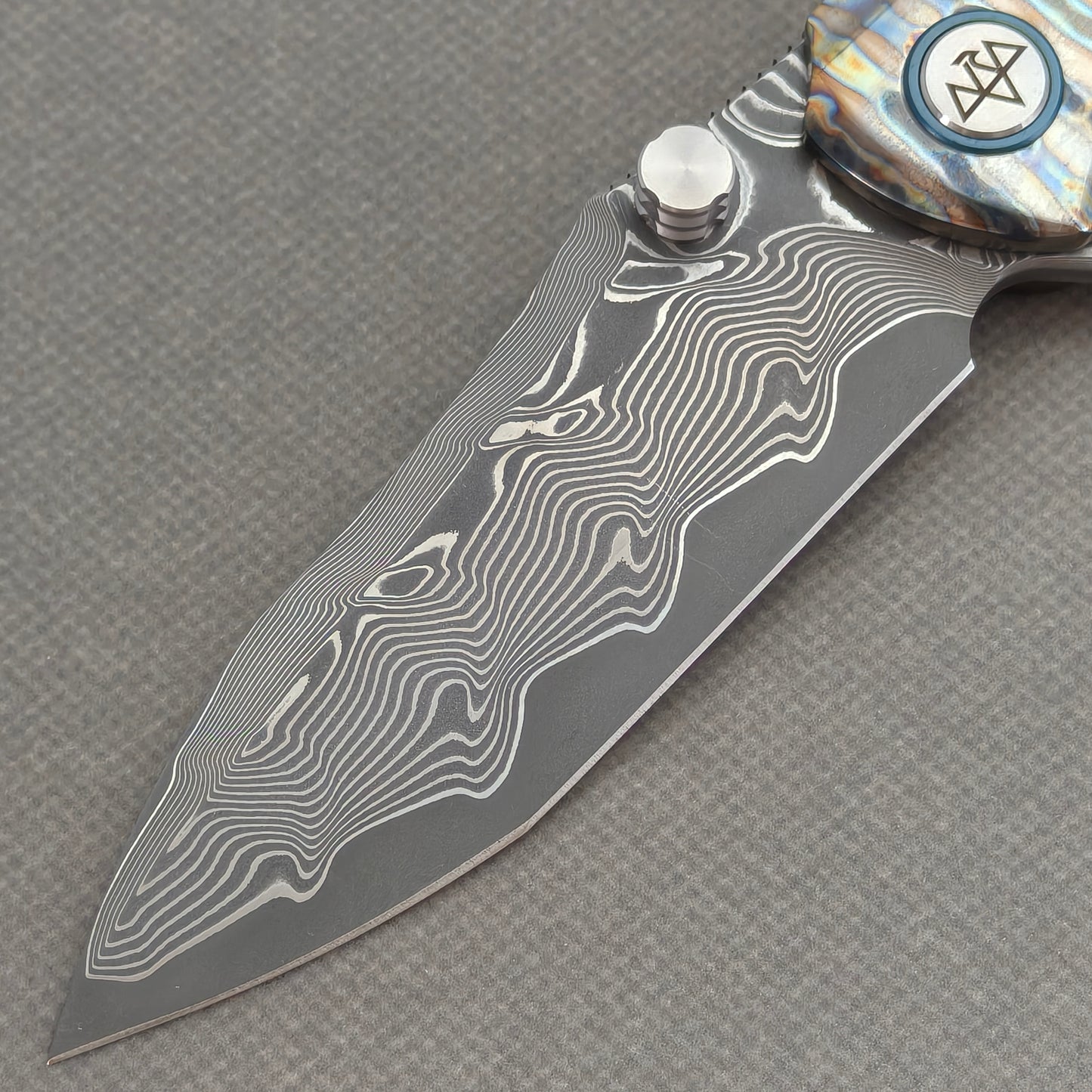 VORIXN "Flamecrest" (3.7" Damascus Blade) Hand-Flamed Titanium Handle Flipper & Thumb Stud Folding Knife - KB013
