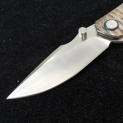 VORIXN Verdant VG10 folding knife, blade finish details
