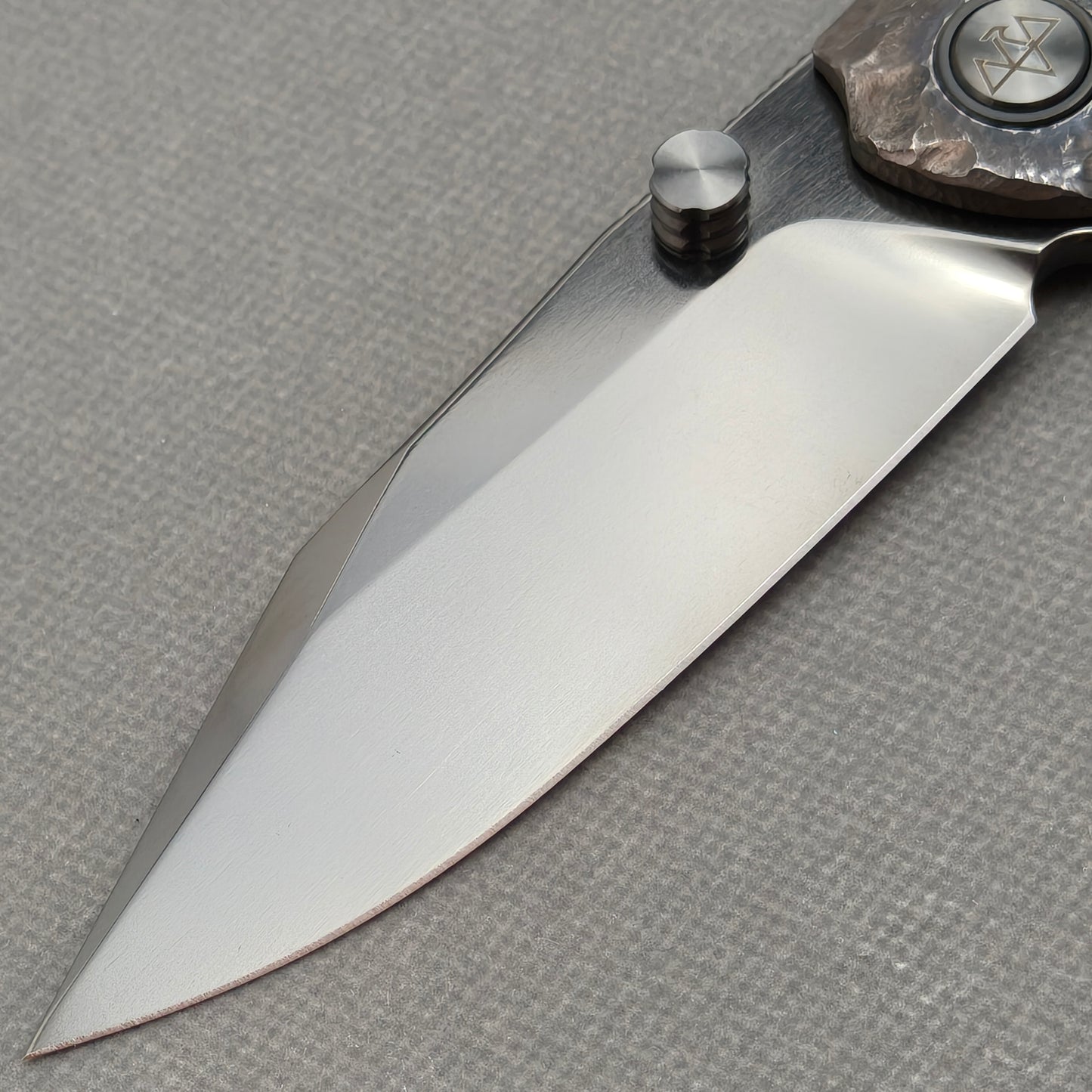 VORIXN "Rex" (3.8" M390 Blade) Hand-Engraved Titanium Handle Flipper & Thumb Stud Folding Knife - KB119