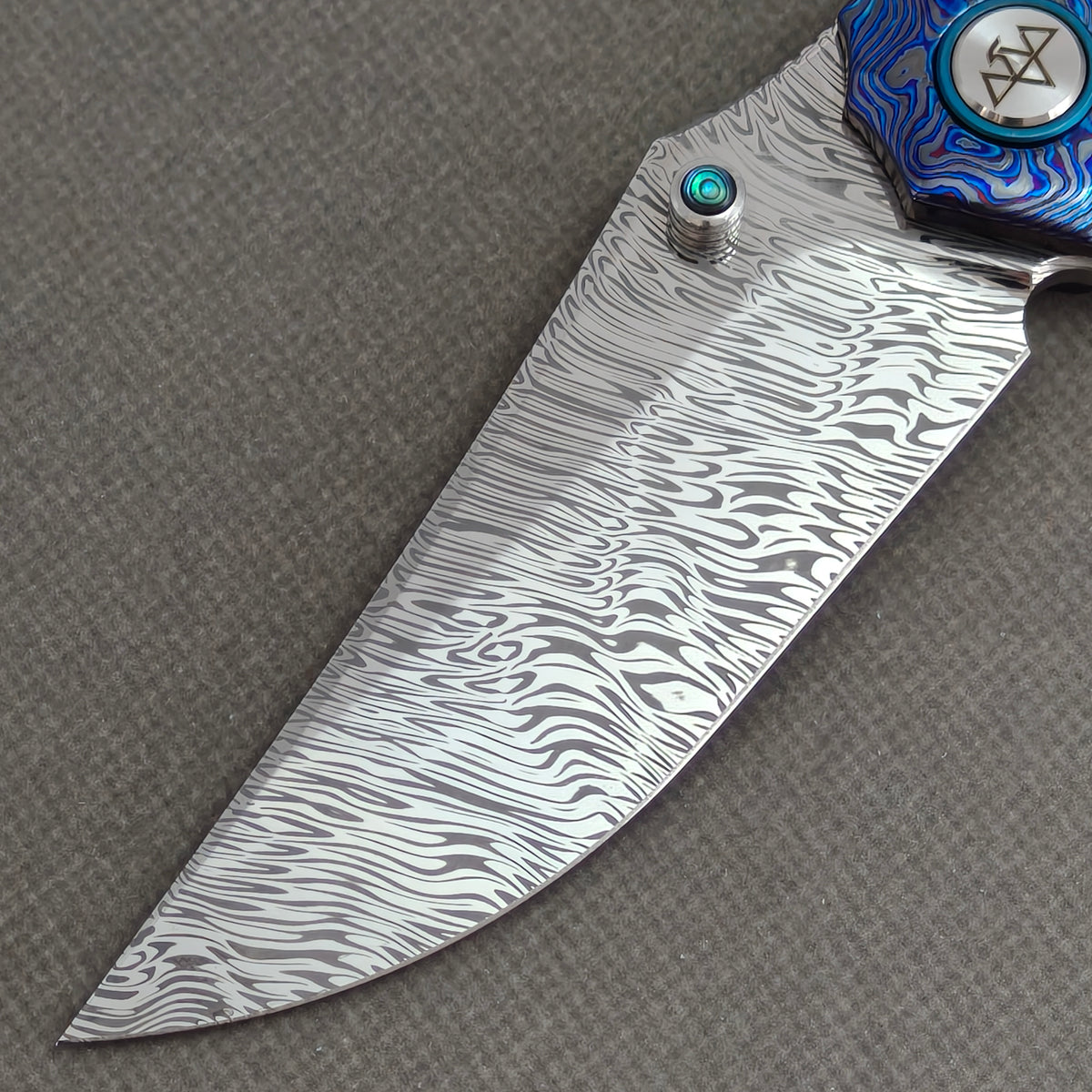 VORIXN "Seadragon" (3.7" Damascus Blade) ZircuTi Handle Flipper & Thumb Stud Folding Knife - KB138