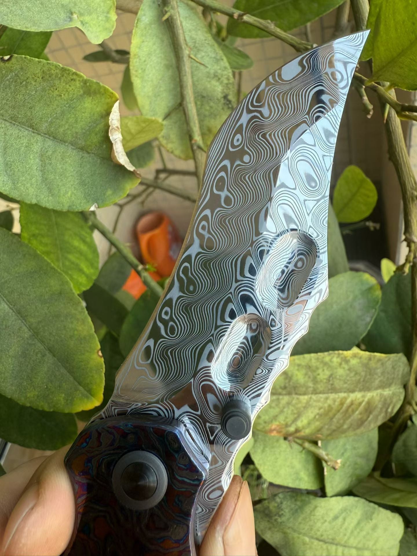 Flipper & Thumb Stud Knife Flamed-Zirconium Handle (  RWL34 &amp; PMC27 PM Stainless Damascus  Blade) CS010