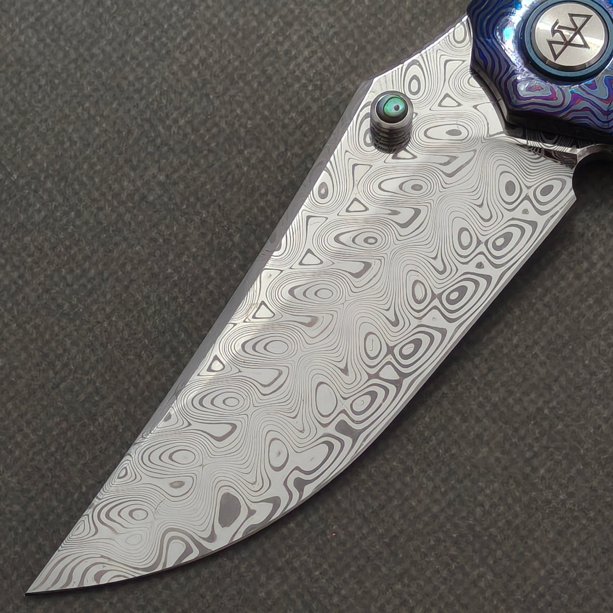 VORIXN "Seaspine" (3.7" Damascus Blade) ZircuTi Handle Flipper & Thumb Stud Folding Knife - KB139
