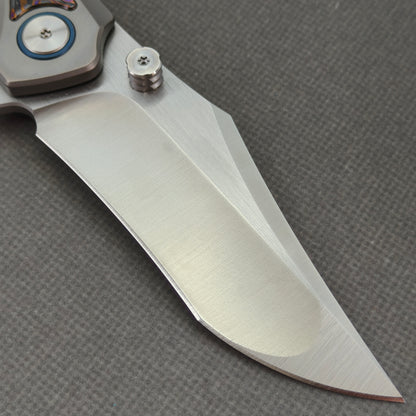 VORIXN KB030 Abyssal Folding Knife – clip side blade detail showing steel and handle junction