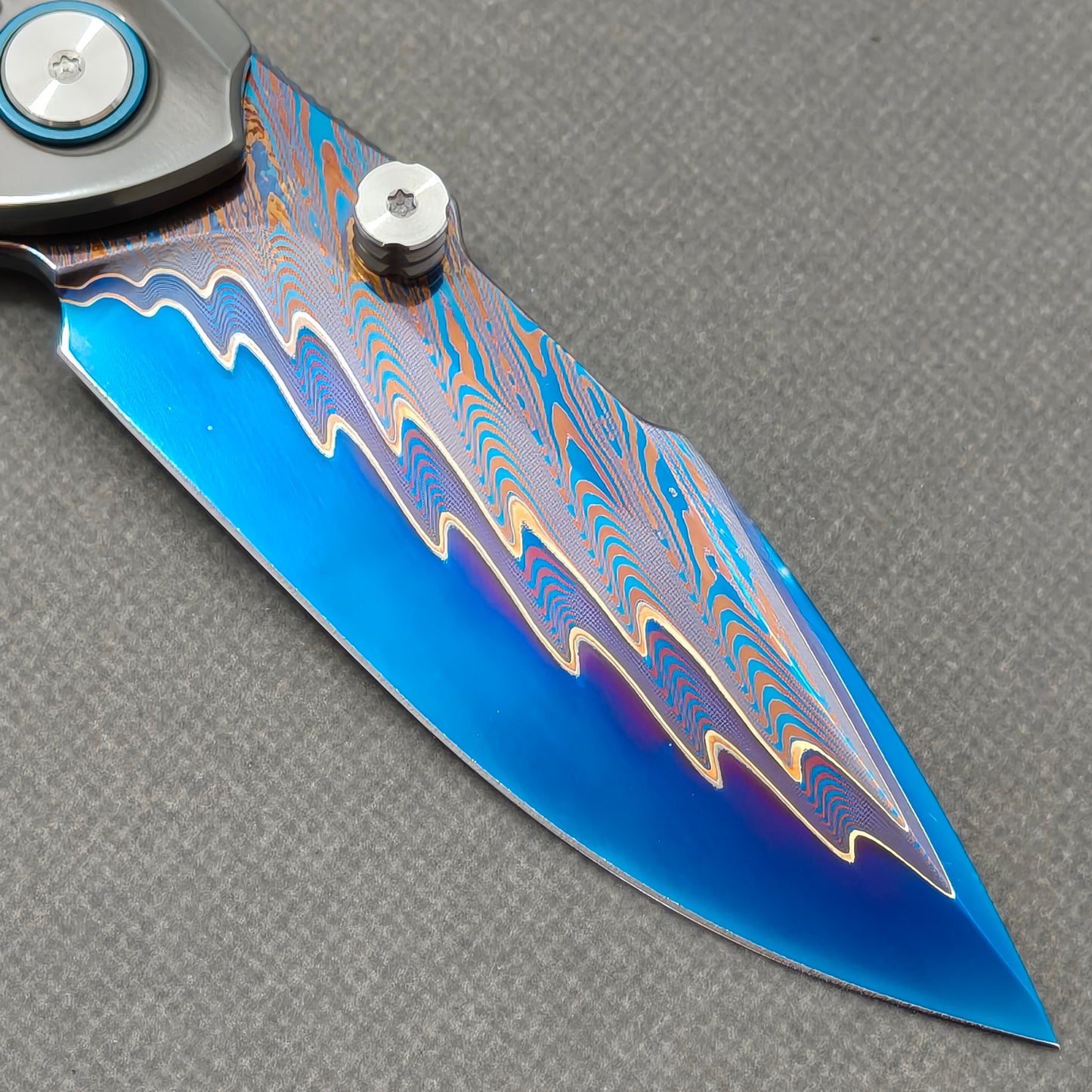 VORIXN "Temperwave" (3.7" Damascus Blade)  Zirconium Handle Flipper & Thumb Stud Folding Knife - KB126