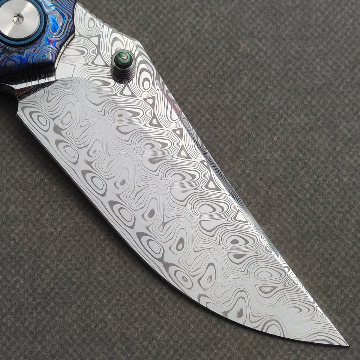 VORIXN "Seaspine" (3.7" Damascus Blade) ZircuTi Handle Flipper & Thumb Stud Folding Knife - KB139