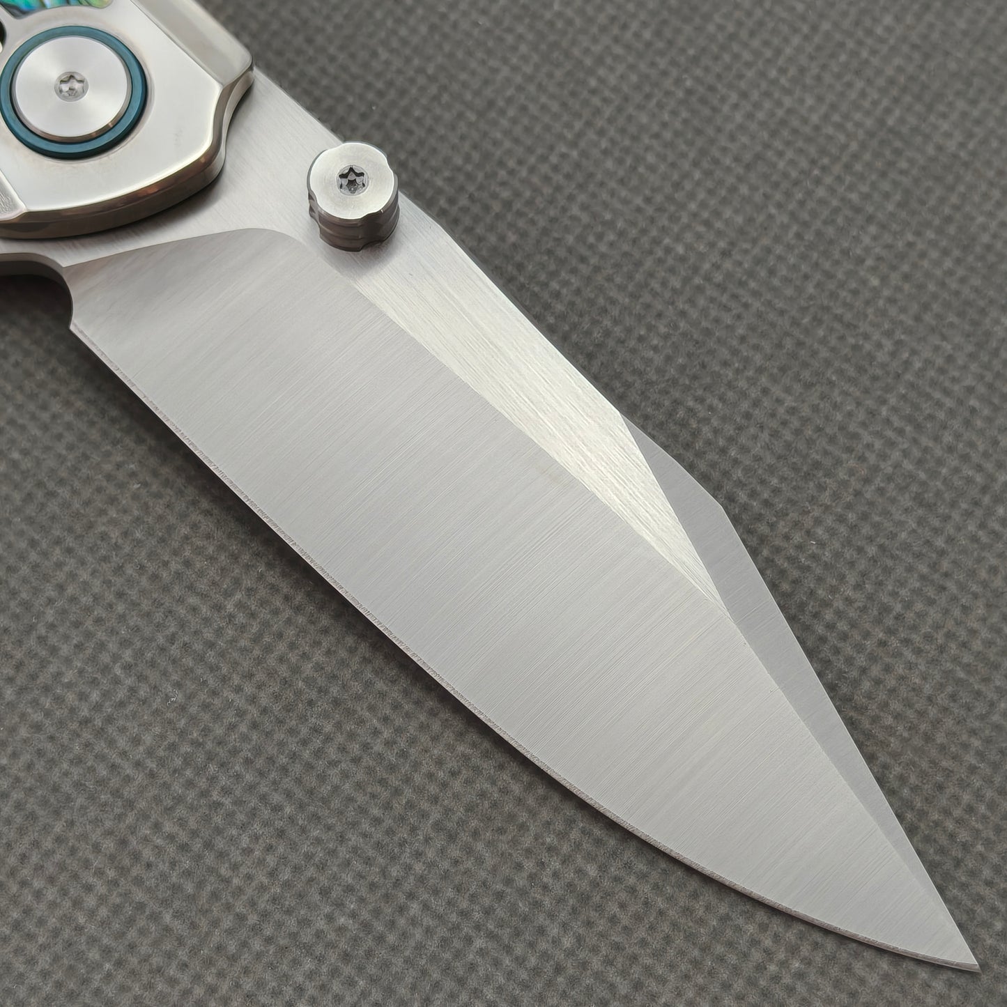 VORIXN "Ocean Mirage" Flipper & Thumb Stud Knife Deep-sea Abalone Shell Inlay Titanium Handle (3.7" M390 Blade) KB113