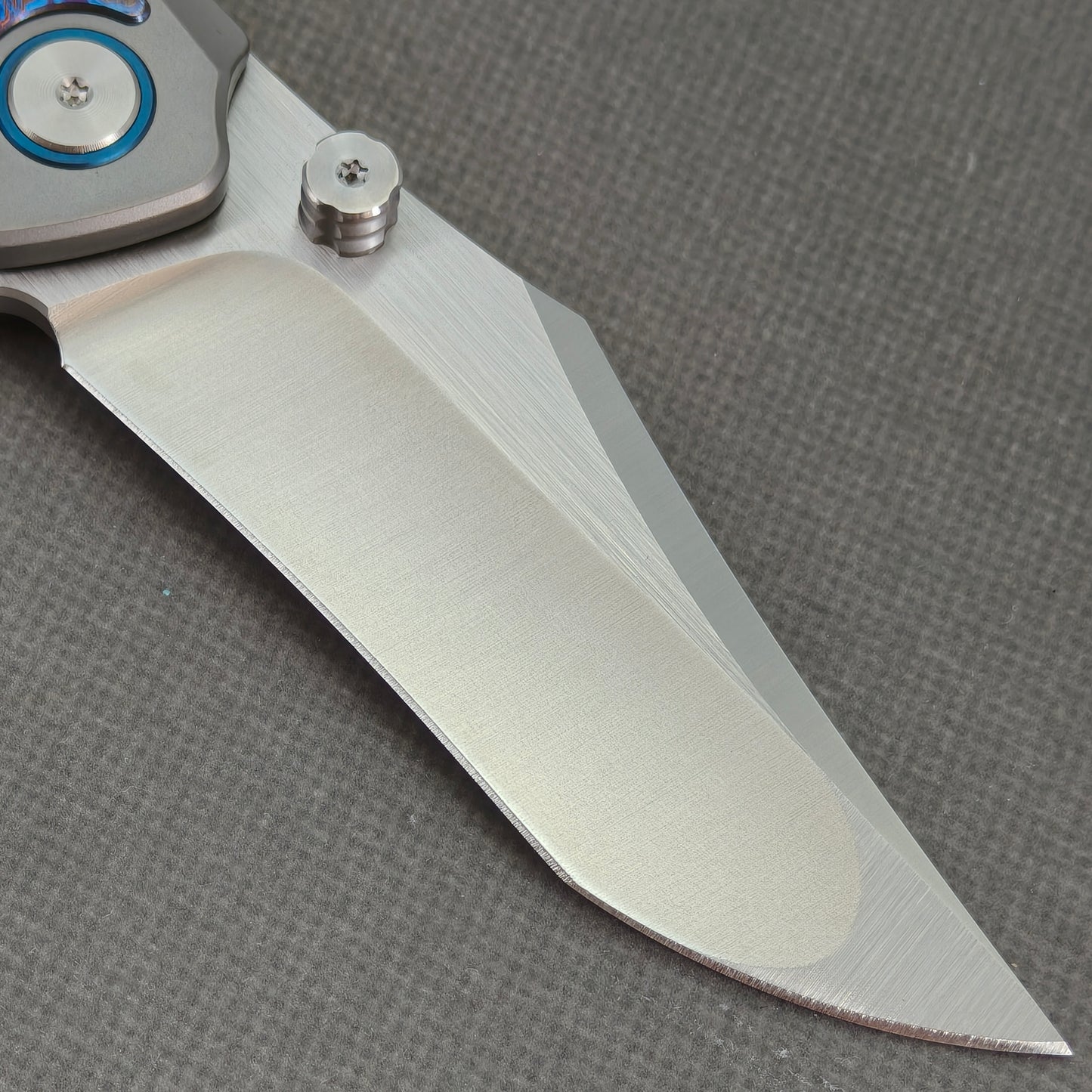 Vorixn "Abyssal" Flipper & Thumb Stud Knife Damascus Titanium Handle (3.7" 10Cr15CoMoV Blade) KB101