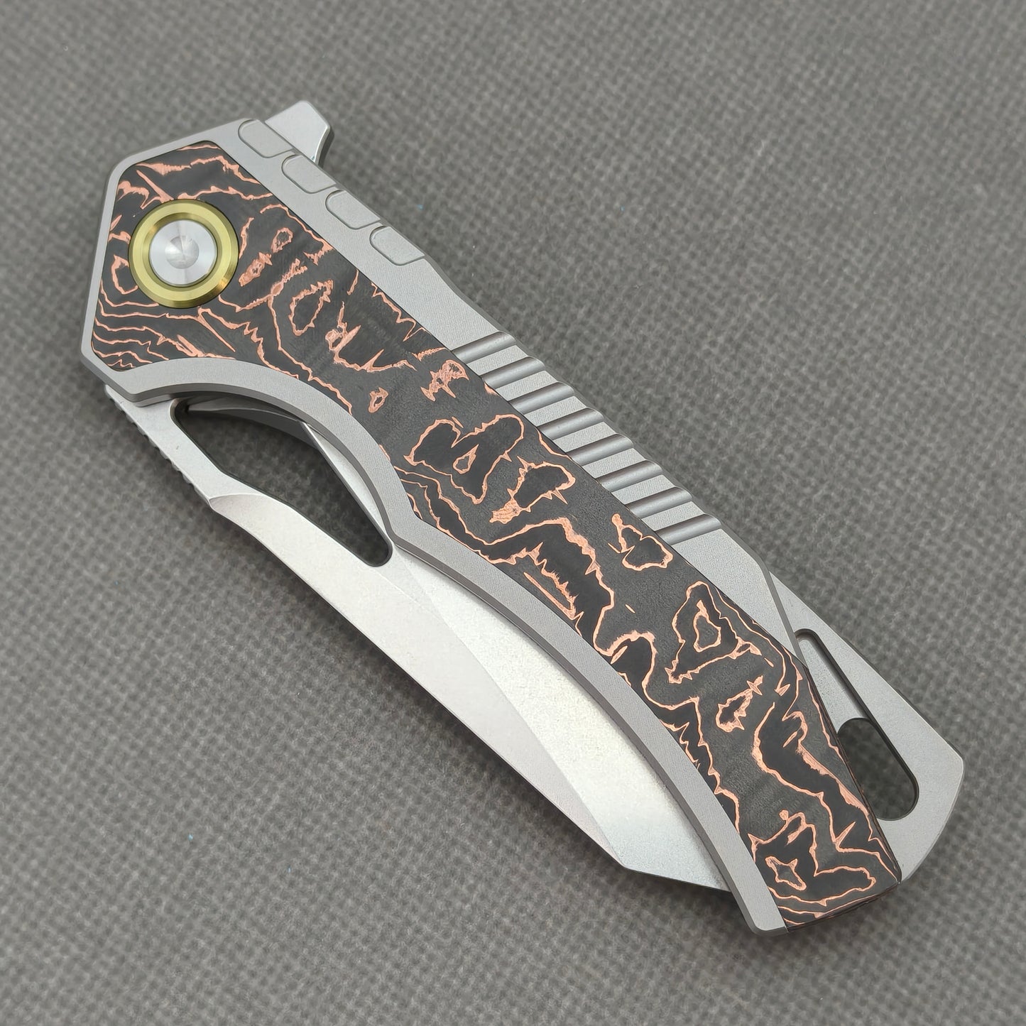 Vorixn Flipper & Thumb Hole Knife Titanium Copper Foil Carbon Fiber Handle (3.5" M390 Blade) KB080