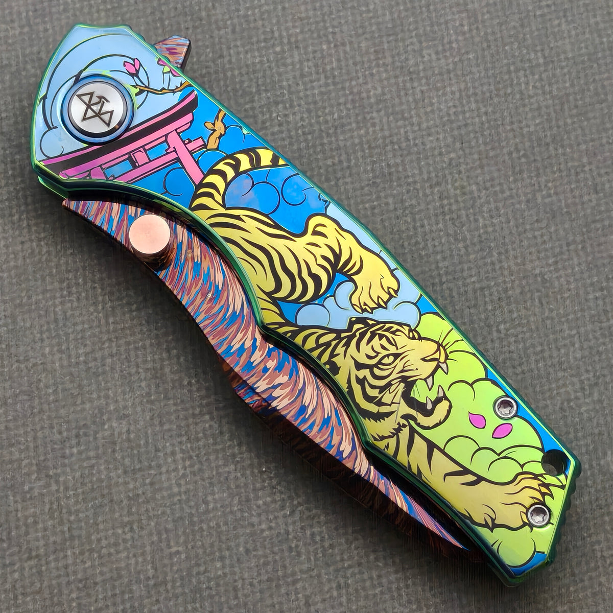 VORIXN "Wildcrest" (3.8" Damascus Blade)  Titanium Handle Flipper & Thumb Stud Folding Knife - KB146