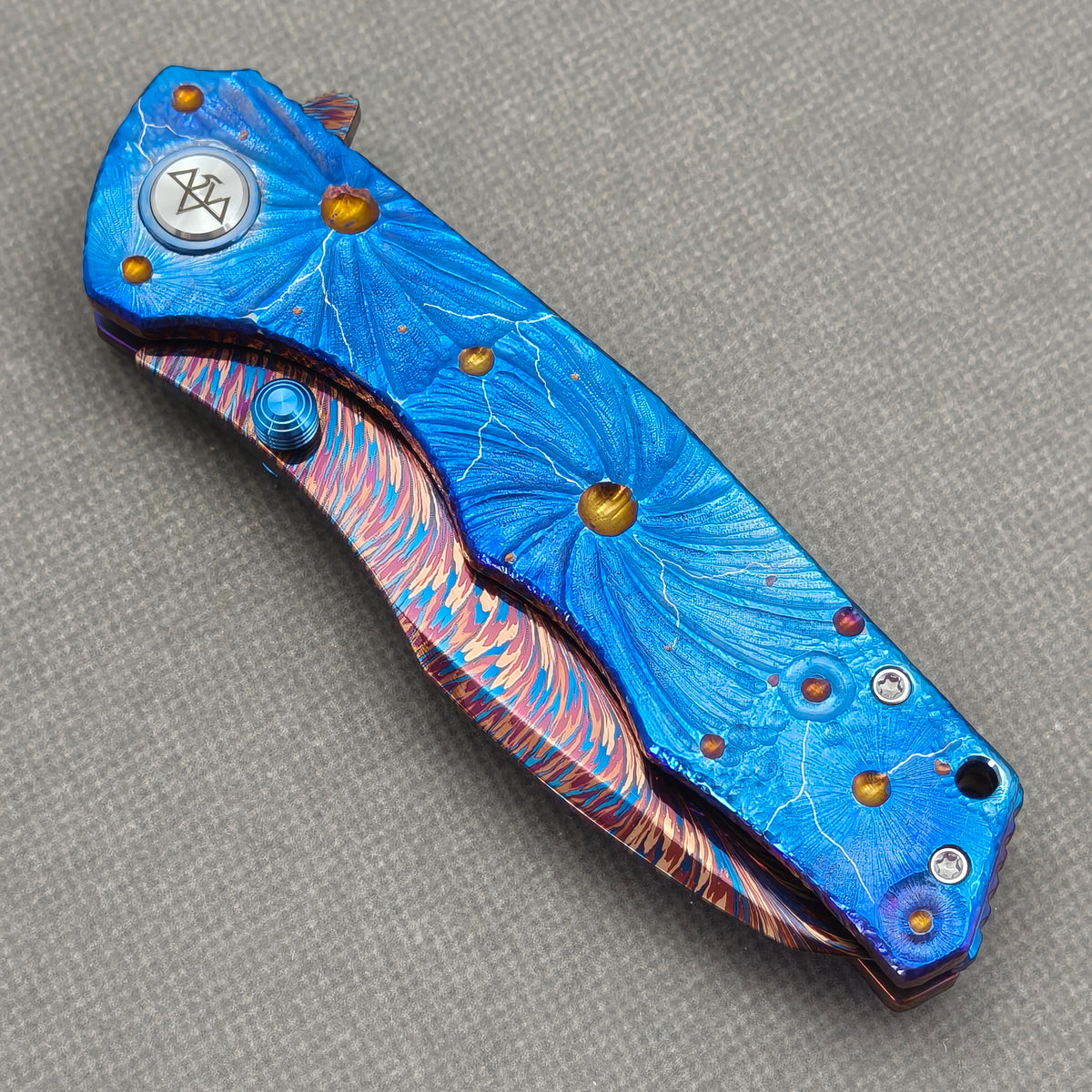 VORIXN "Skyvein" (3.8" Damascus Blade)  Titanium Handle Flipper & Thumb Stud Folding Knife - KB148