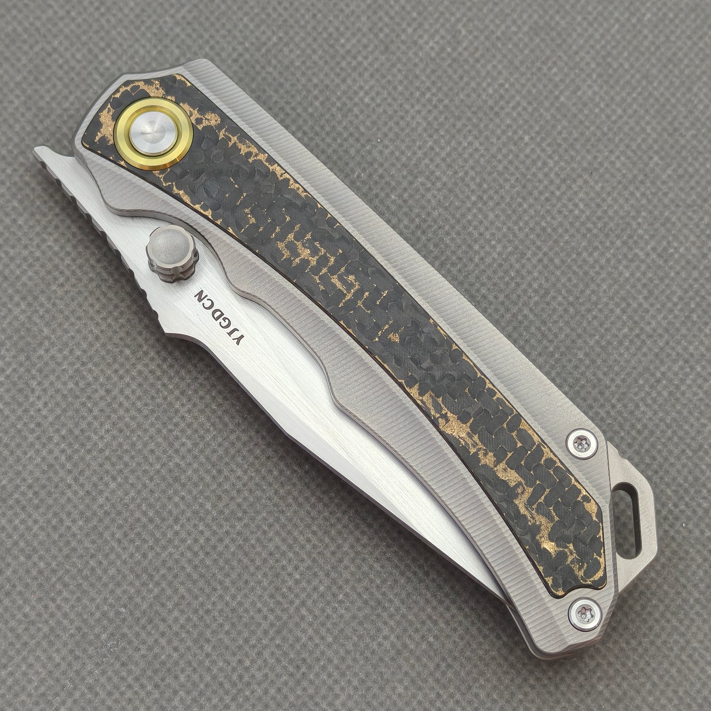 RIHE Design Folding Knife Titanium+Gold Flake Carbon Fiber Inlay Handle (3.6" M390 Blade) KB107
