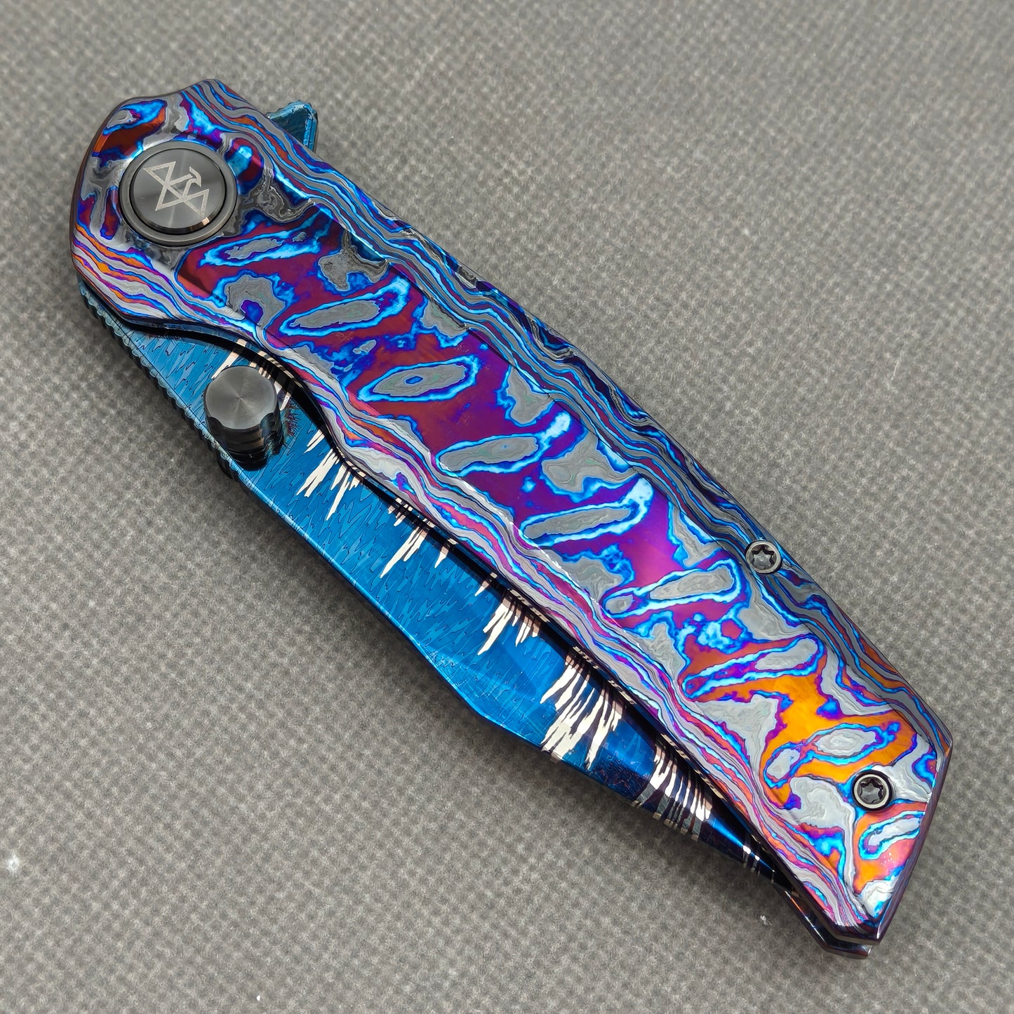 Vorixn "Aurora Black" Flipper & Thumb Stud Knife Hand-Flamed Zirconium Handle (3.8" Feather Damascus Blade) KB112