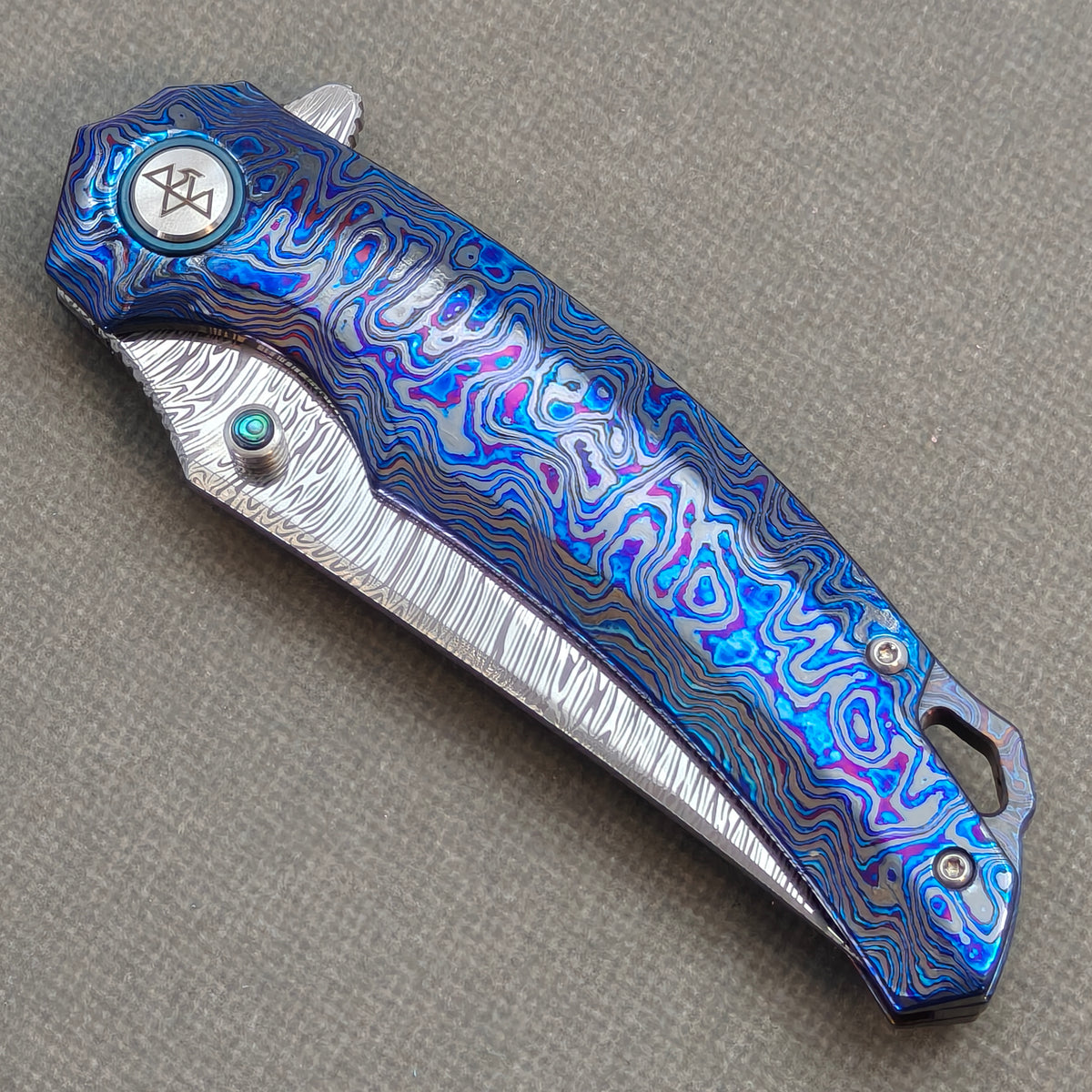 VORIXN "Seadragon" (3.7" Damascus Blade) ZircuTi Handle Flipper & Thumb Stud Folding Knife - KB138