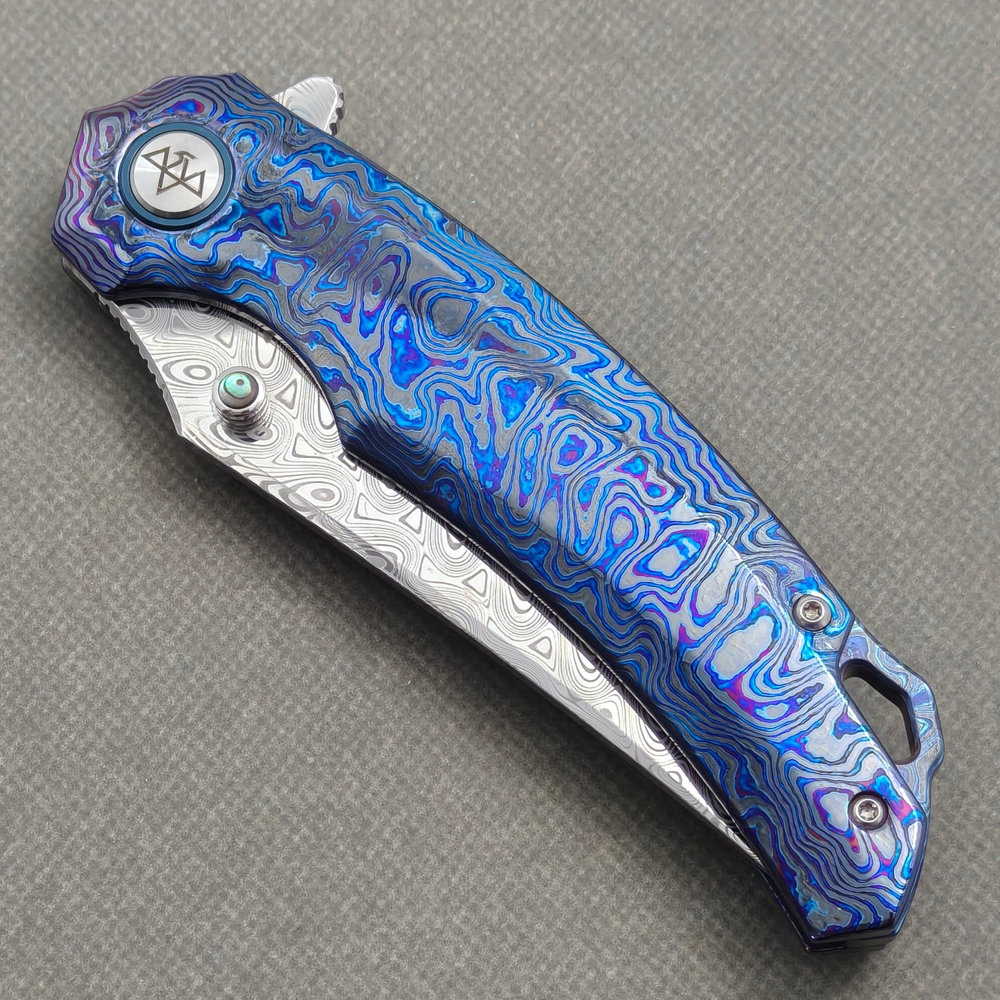 VORIXN "Seaspine" (3.7" Damascus Blade) ZircuTi Handle Flipper & Thumb Stud Folding Knife - KB139