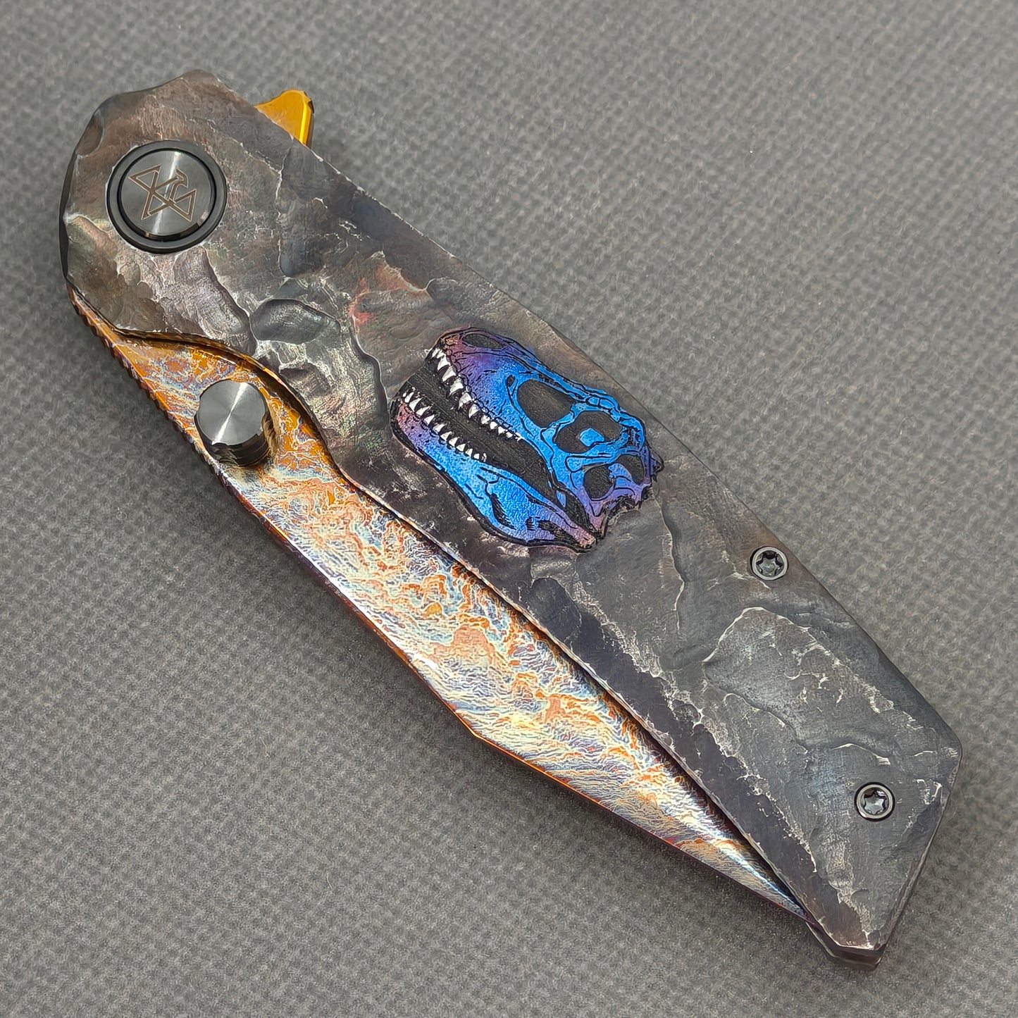 VORIXN "Skull Ember" (3.8" M390 Blade) Hand-Engraved & Anodized Titanium Handle Flipper & Thumb Stud Folding Knife - KB122