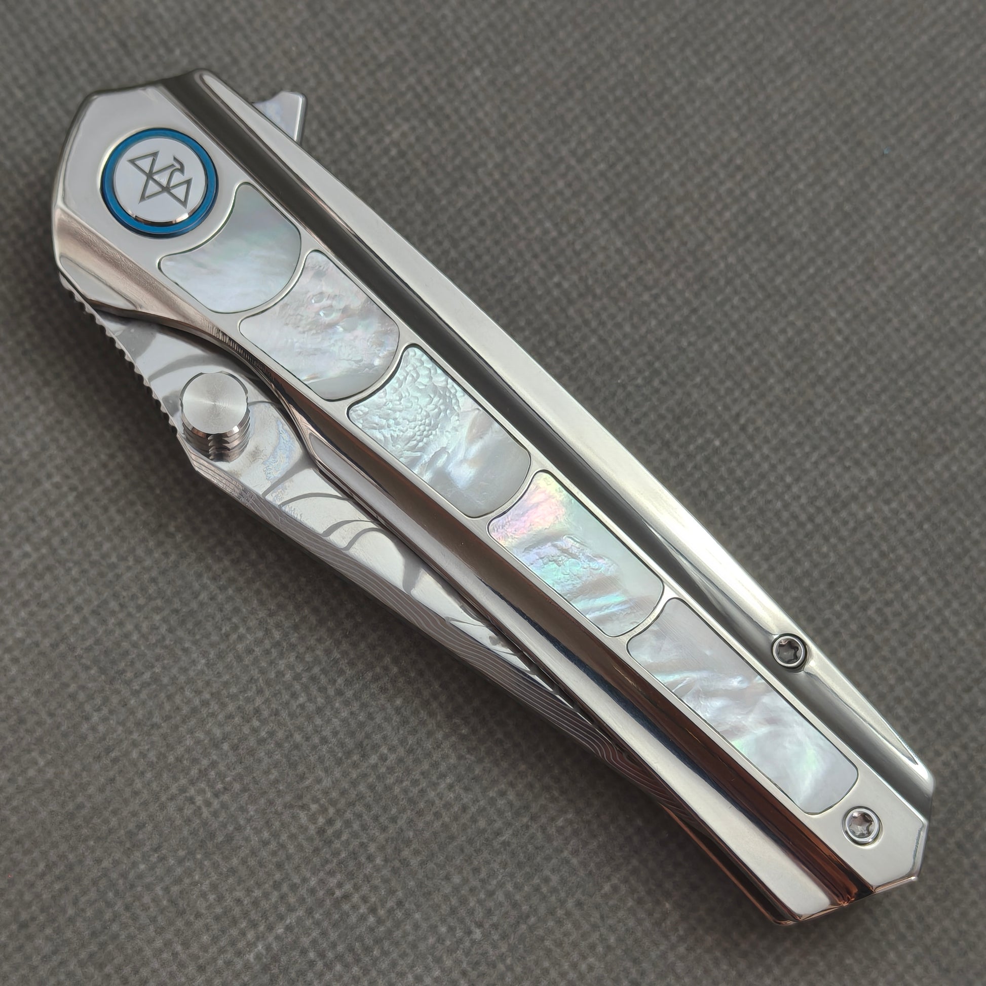 VORIXN Ocean Mirage KB050 clip side view