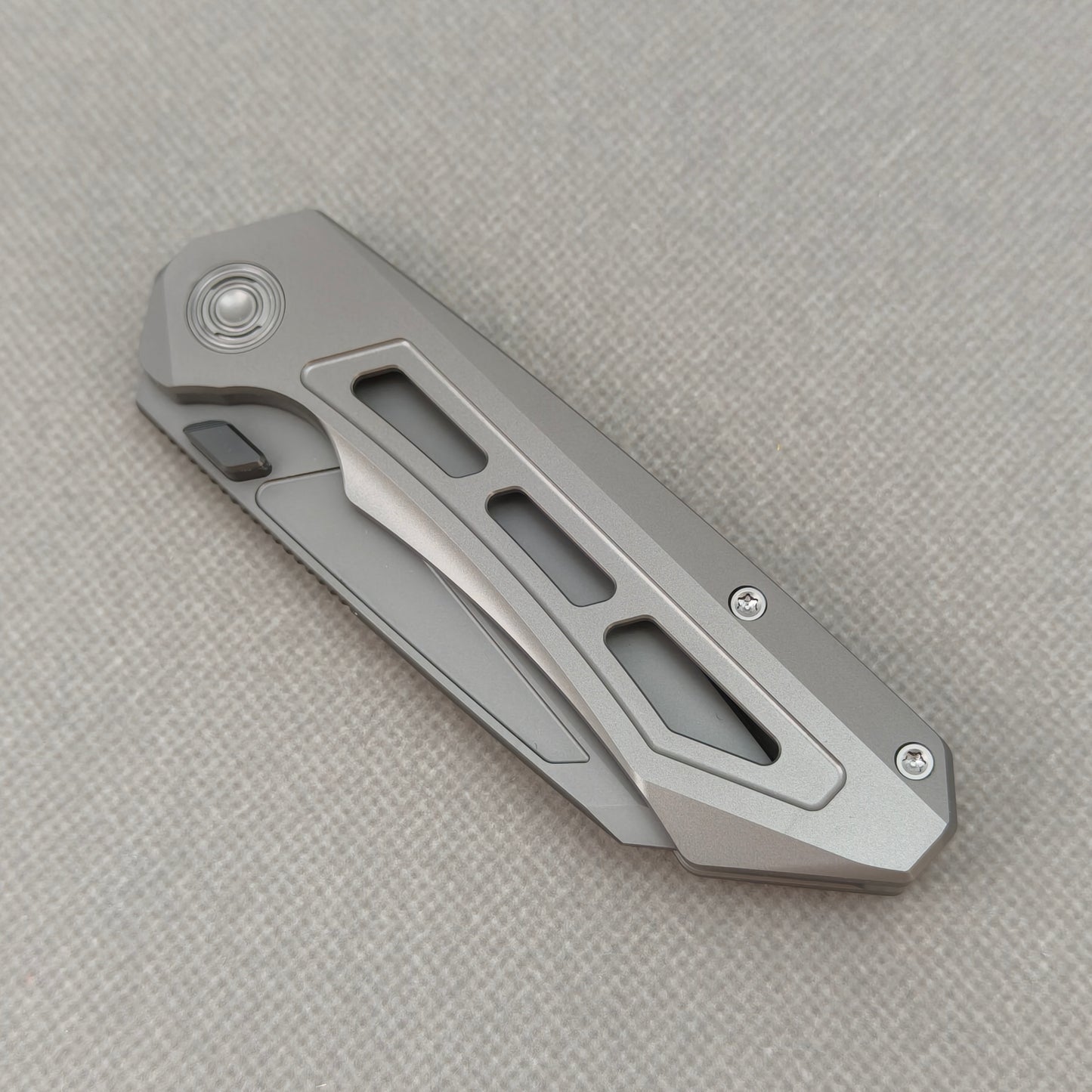 VORIXN "Aerial" Thumb Stud Knife PVD Coating Titanium Handle (3.2" M390 Blade) KB071