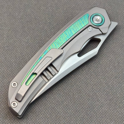 Couteau pliant RIHE Design, manche titane + titane cristallisé (lame Bohler M398 de 3,7") KB076