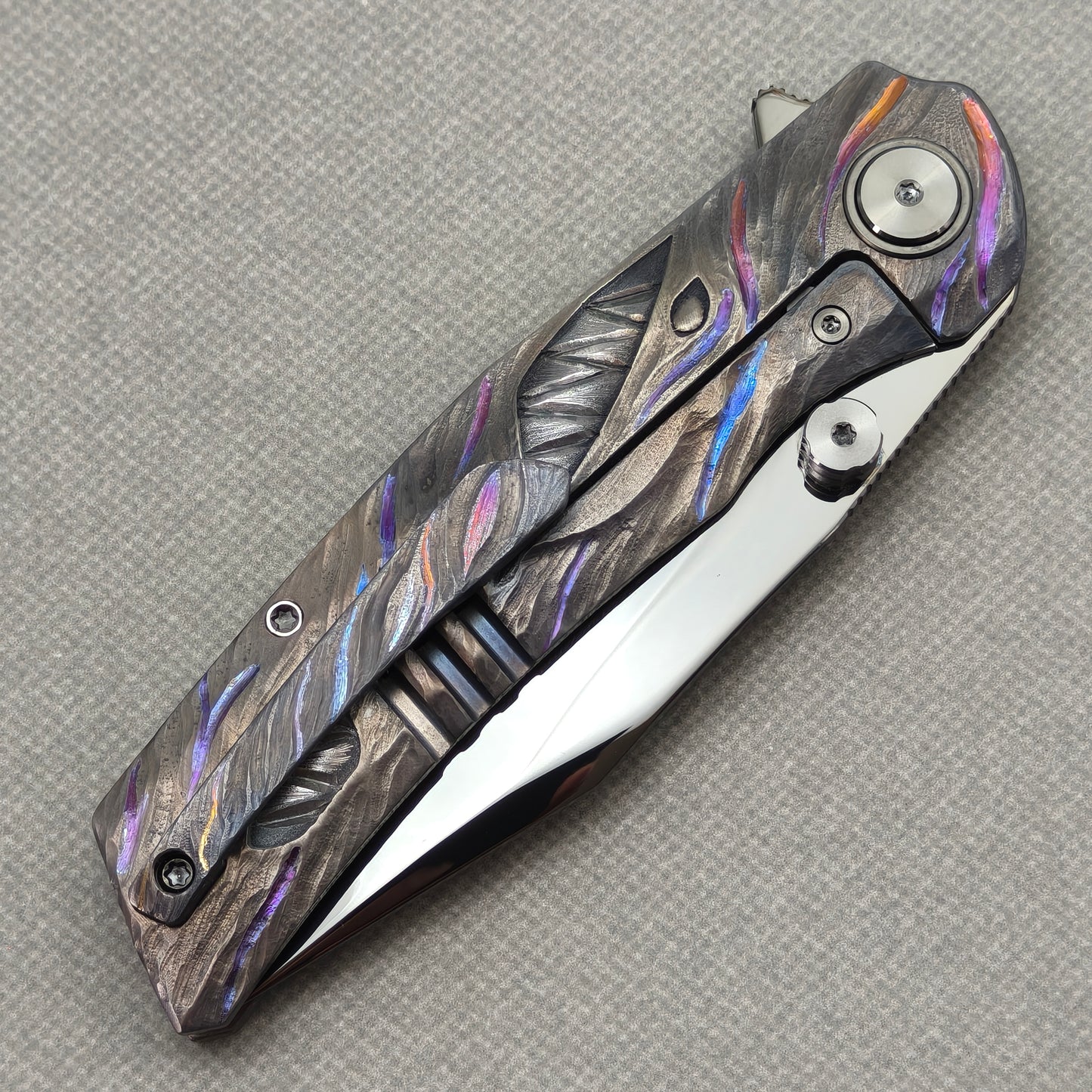 VORIXN "Voidmaw" (3.8" M390 Blade) Hand-Engraved & Anodized Titanium Handle Flipper & Thumb Stud Folding Knife - KB123