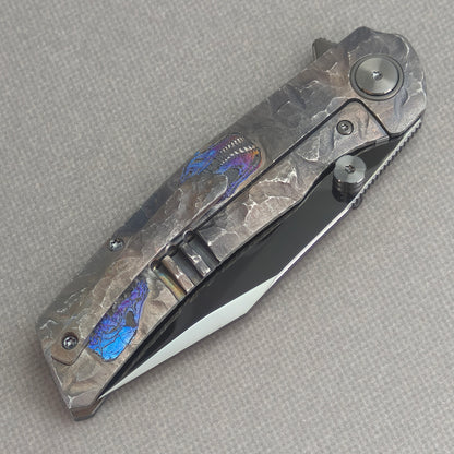 VORIXN Rex KB118 Folding Knife – closed clip side view with pocket clip and anodized titanium handle back
