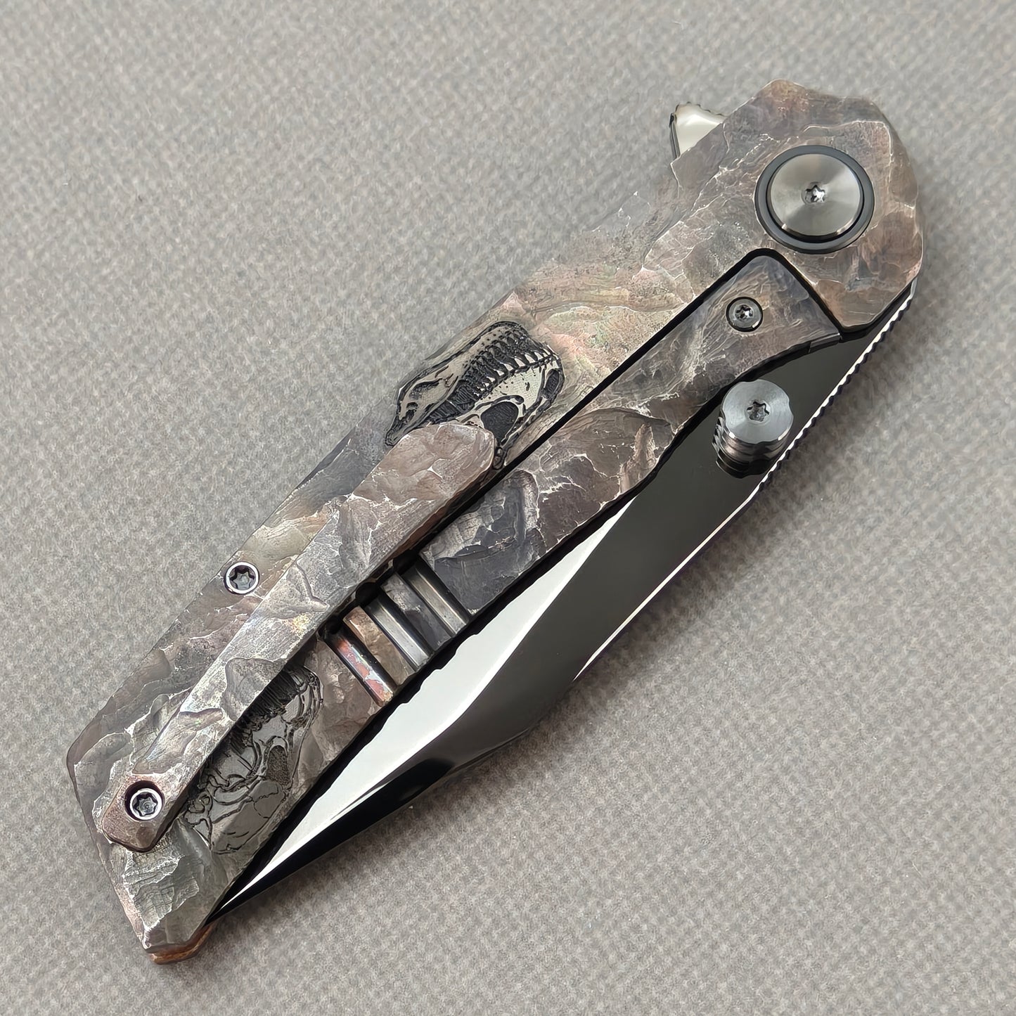 VORIXN Rex KB119 Folding Knife – closed clip side view with pocket clip and titanium handle back
