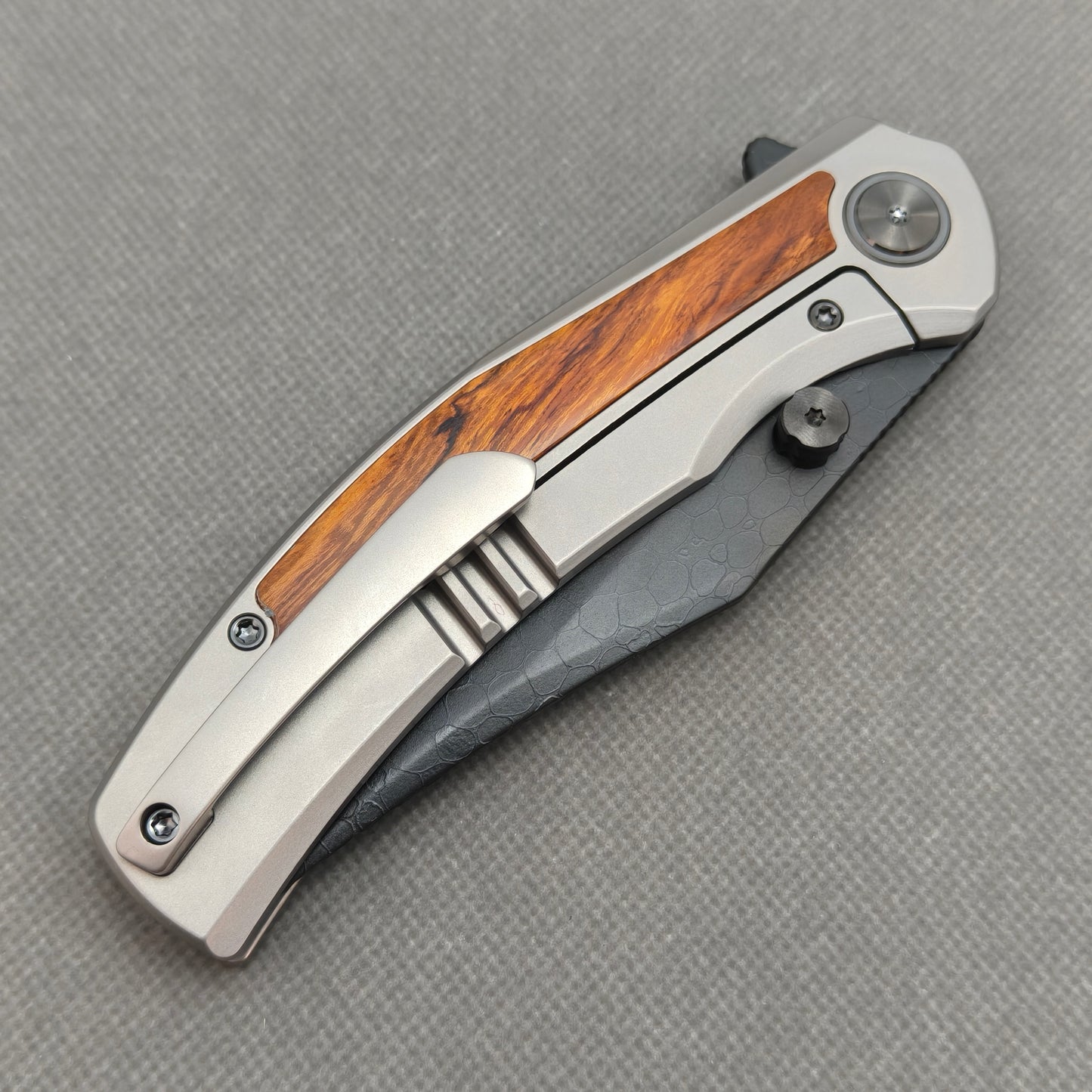 Vorixn "Ironwood Crest" Flipper & Thumb Stud Knife Titanium & Ironwood Handle (3.9" Damascus Blade) KB075