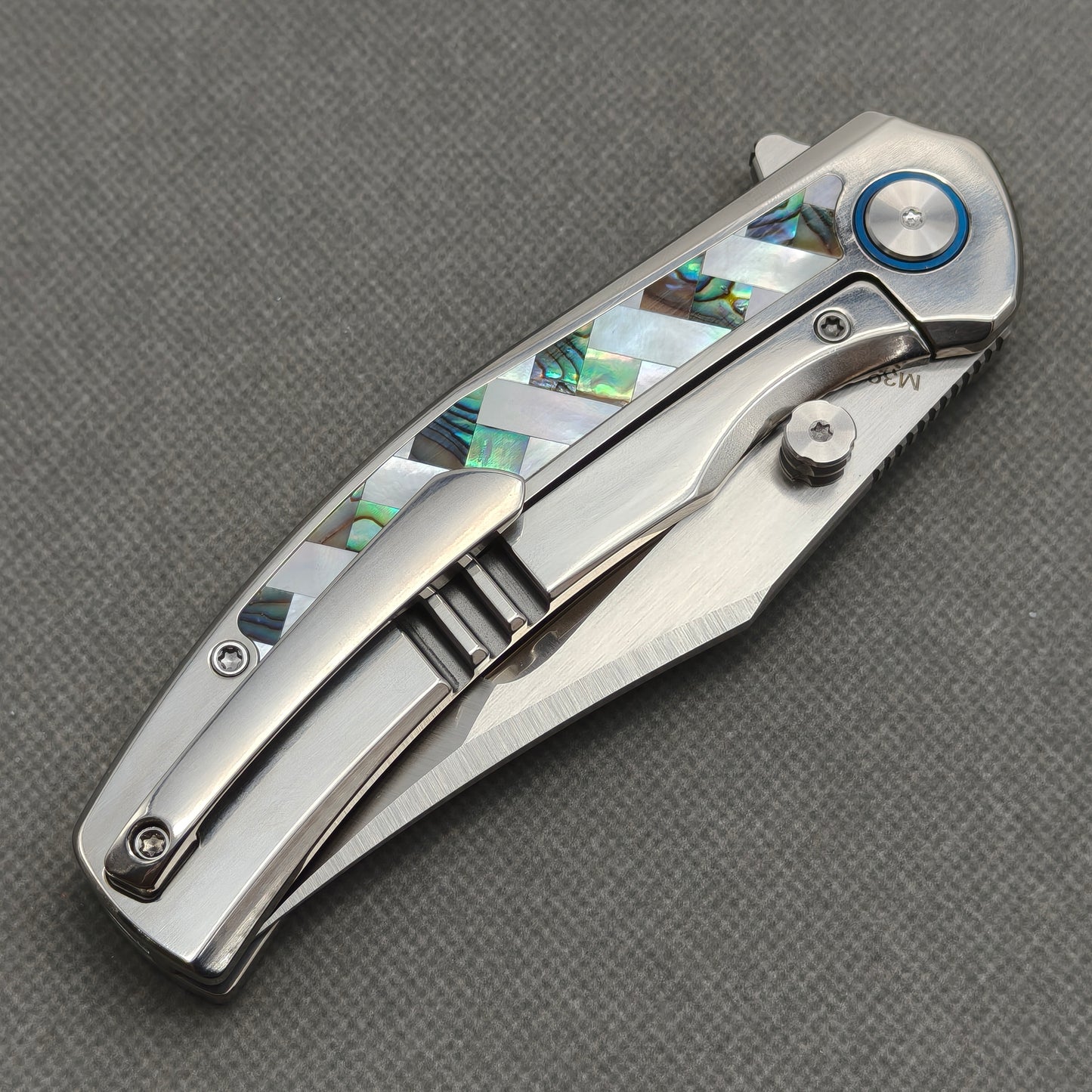 VORIXN "Ocean Mirage" Flipper & Thumb Stud Knife Mother-of-pearl Inlaid Titanium Handle (3.9" M390 Blade) KB066