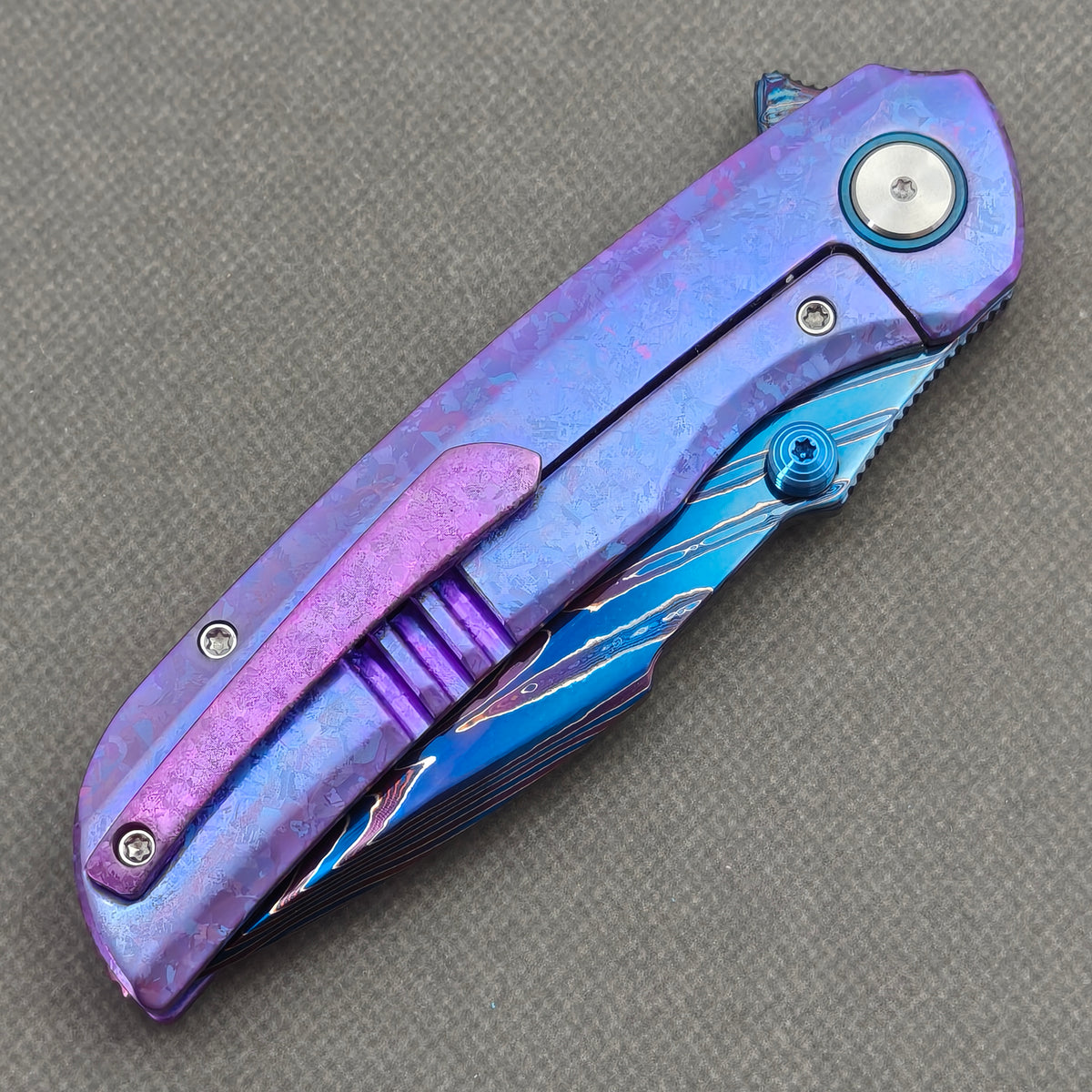 VORIXN "Rimewave" (3.8" Damascus Blade)  Crystallized Titanium Handle Flipper & Thumb Stud Folding Knife - KB141