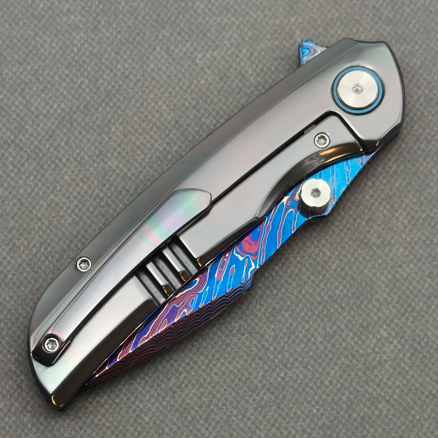 VORIXN Spectra KB127 Folding Knife – closed clip side view with pocket clip and zirconium handle back