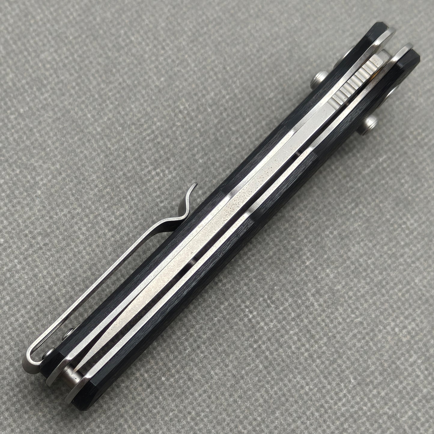 Couteau VORIXN Flipper en acier inoxydable et manche G10 (lame D2 de 3,7") KA014
