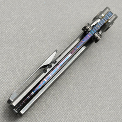 VORIXN Azure Feather folding knife closed, front view with blade detail focus – KB097
