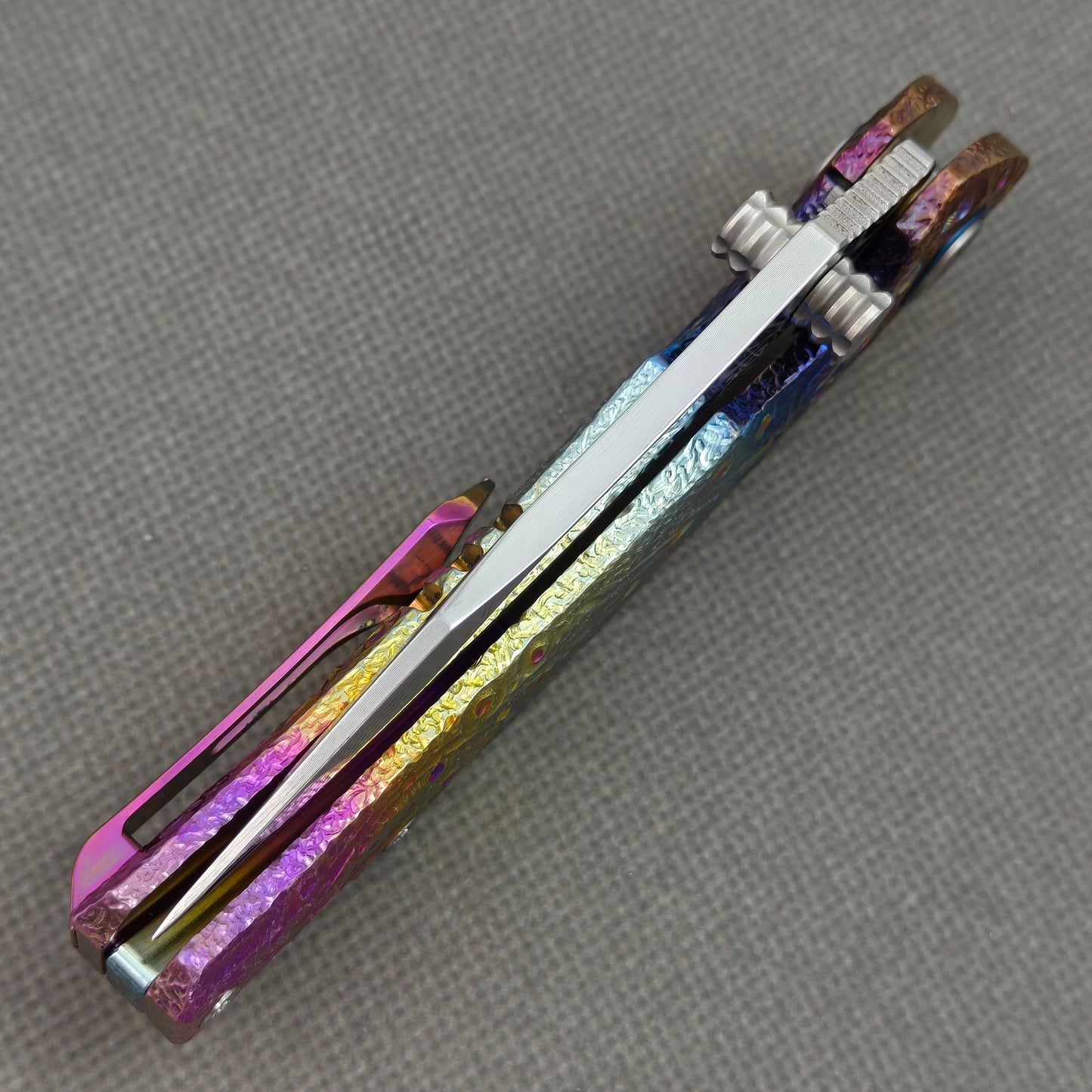 VORIXN "Prism" (3.5" Damascus Blade) Hand-Engraved & Anodized Titanium Handle Flipper & Thumb Stud Folding Knife - KB121
