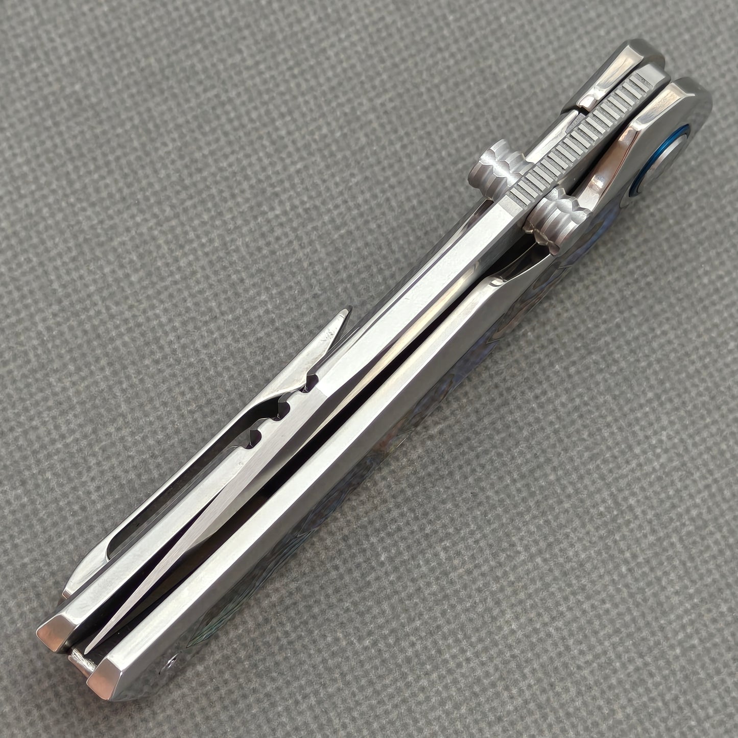VORIXN "Ocean Mirage" Flipper & Thumb Stud Knife Deep-sea Abalone Shell Inlay Titanium Handle (3.7" M390 Blade) KB113