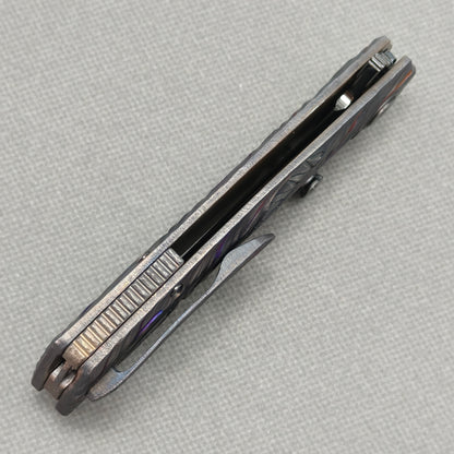 VORIXN "Voidmaw" (3.8" M390 Blade) Hand-Engraved & Anodized Titanium Handle Flipper & Thumb Stud Folding Knife - KB123