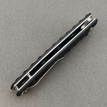 VORIXN KA002 closed side construction view showing pocket clip, spacer, and handle layers.
