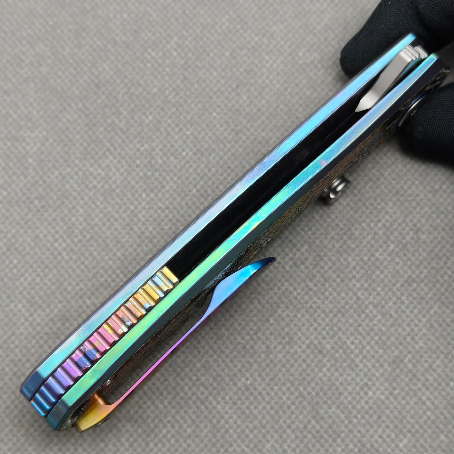 Vorixn "Halo" Flipper & Thumb Stud Knife Titanium-Engraved Anodized Coloring Handle (3.7"10Cr15CoMo Blade) KB078