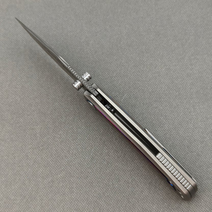 Vorixn „Nebula“ Flipper- und Daumenpin-Messer mit Griff aus Titanflammen-Zirkuinlay (3,8" Klinge aus Damaststahl) KB018 