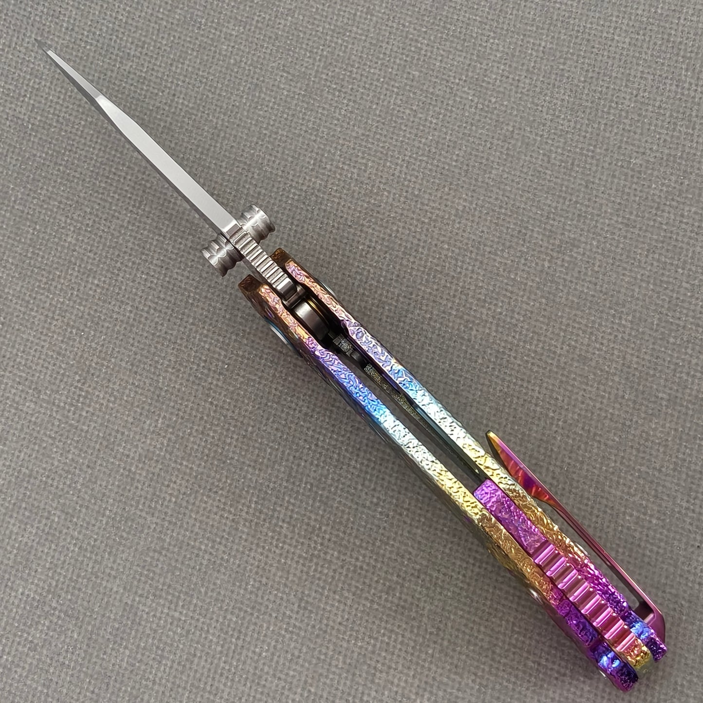 VORIXN "Prism" (3.5" Damascus Blade) Hand-Engraved & Anodized Titanium Handle Flipper & Thumb Stud Folding Knife - KB121