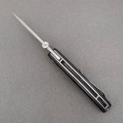 VORIXN KA003 open spine-side structure showing blade alignment and handle thickness.